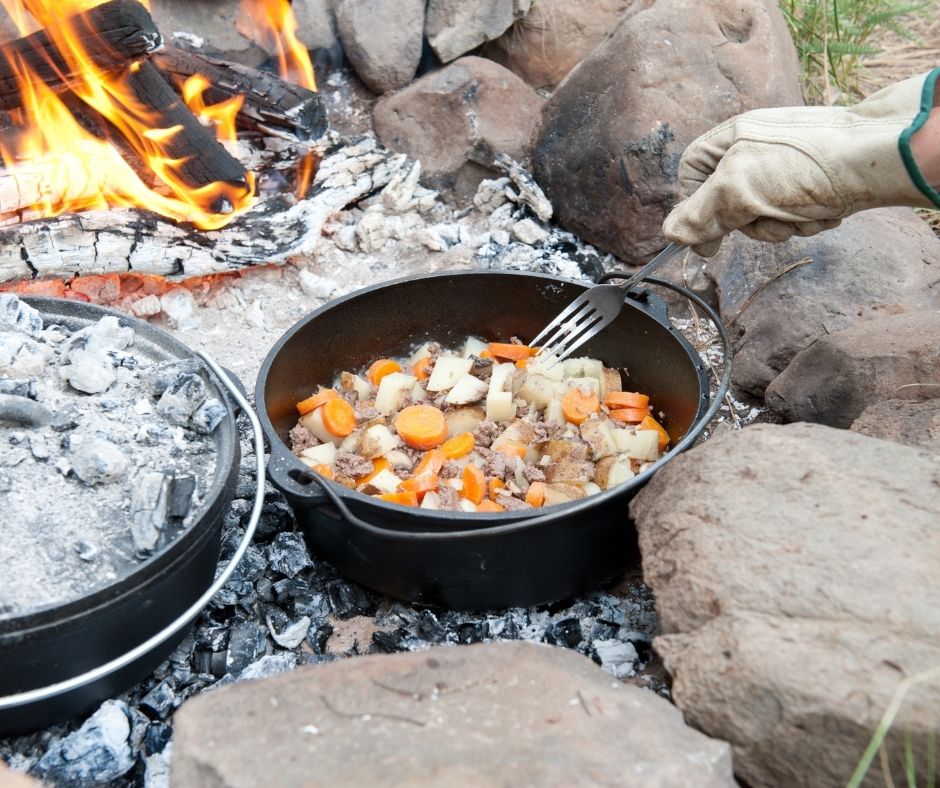 Cooking a Prime Rib in the Camp Dutch Oven » Kowalski Mountain